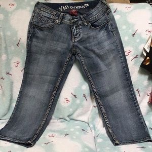 YMI Junior Sz 7 Capri Jeans